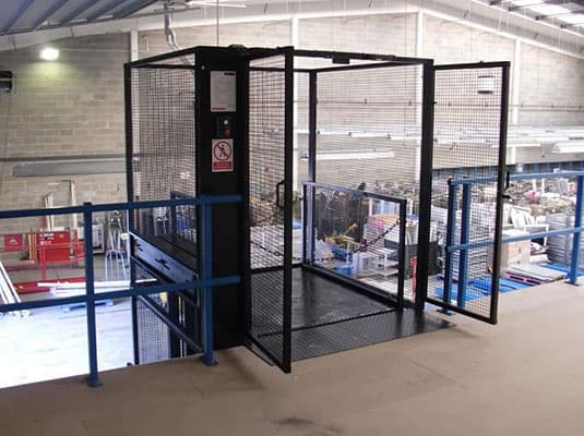 Yük Asansörü: Güçlü ve Dayanıklı